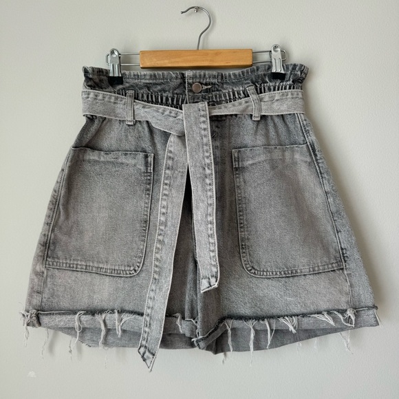 ZARA Paperbag High Waist Denim Shorts - Size 6 - Picture 2 of 14